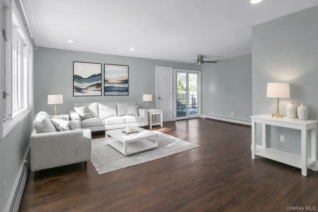 Photo of 7 Miller Drive, Lake Grove, NY 11755 (MLS # 961650)