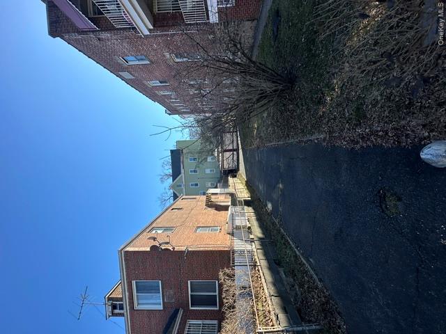 2132 Edenwald Avenue - Photo 2