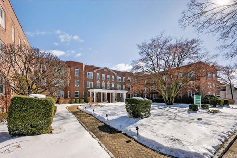 101 Old Mamaroneck Road 2-C-3 White Plains NY 10605