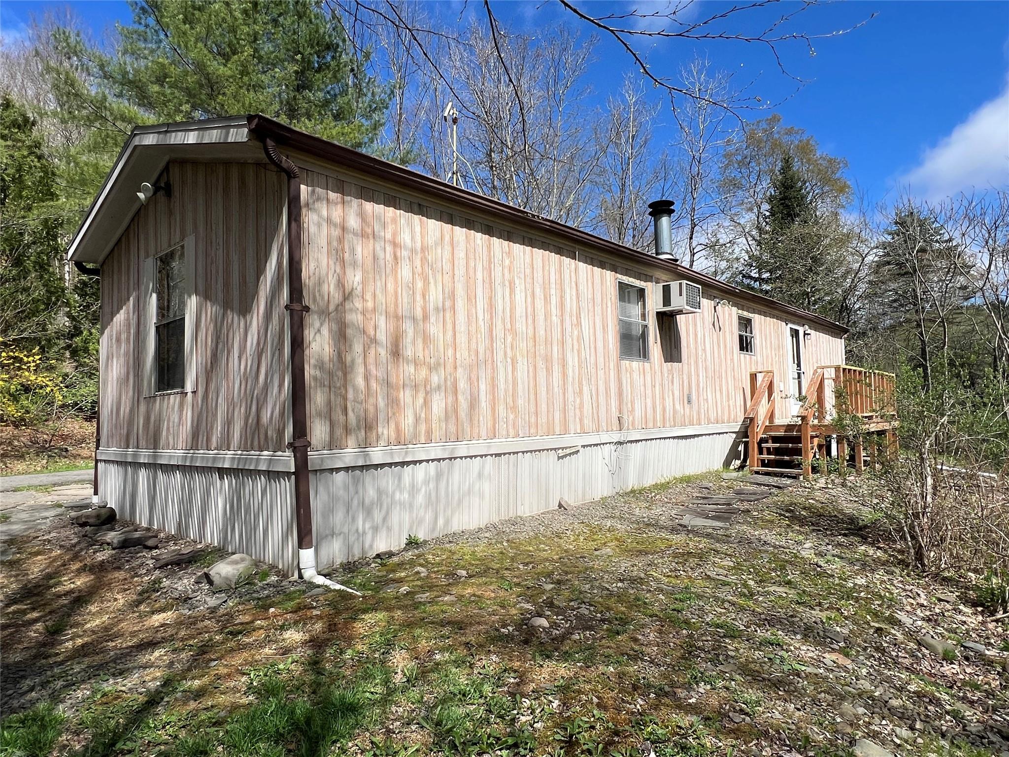 1042 Huntley Hollow Road