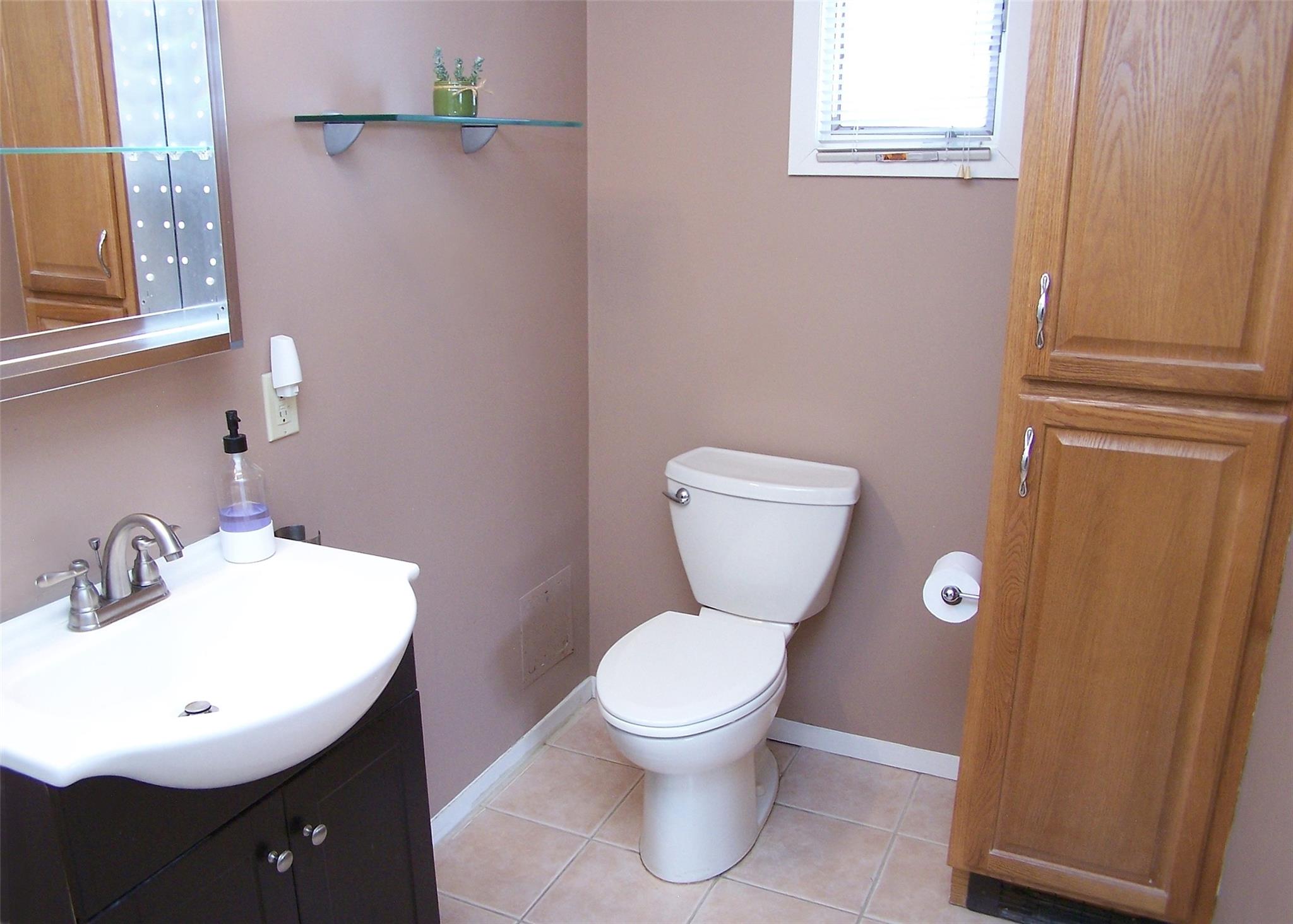 71 Rose Place, Selden, New York image 15