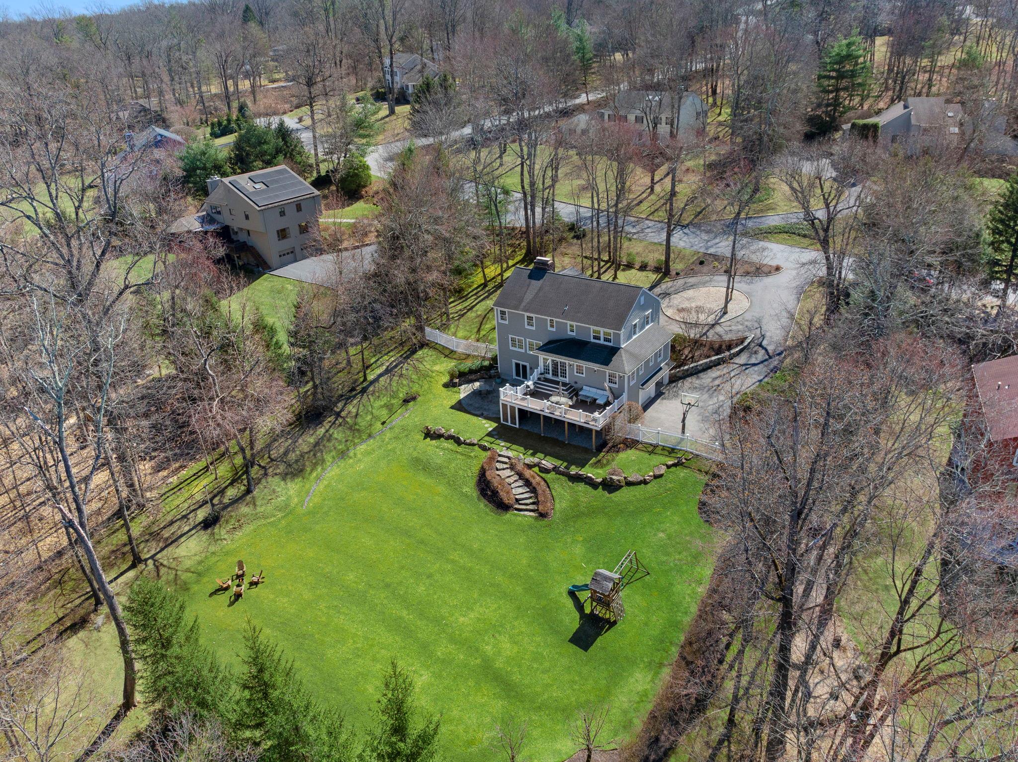 177 Deerfield Lane, Pleasantville, New York image 36