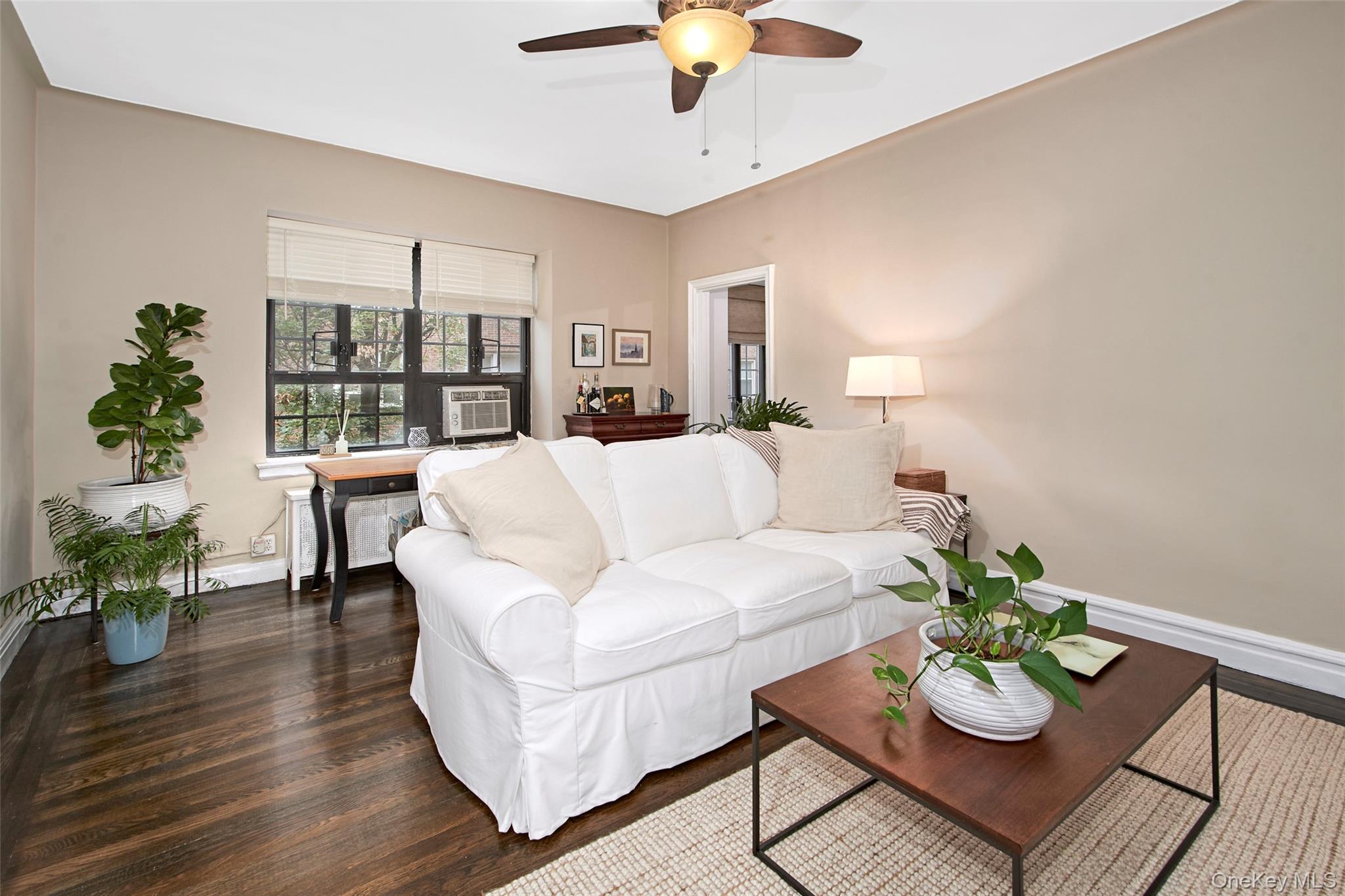 45 W Pondfield Road 1F