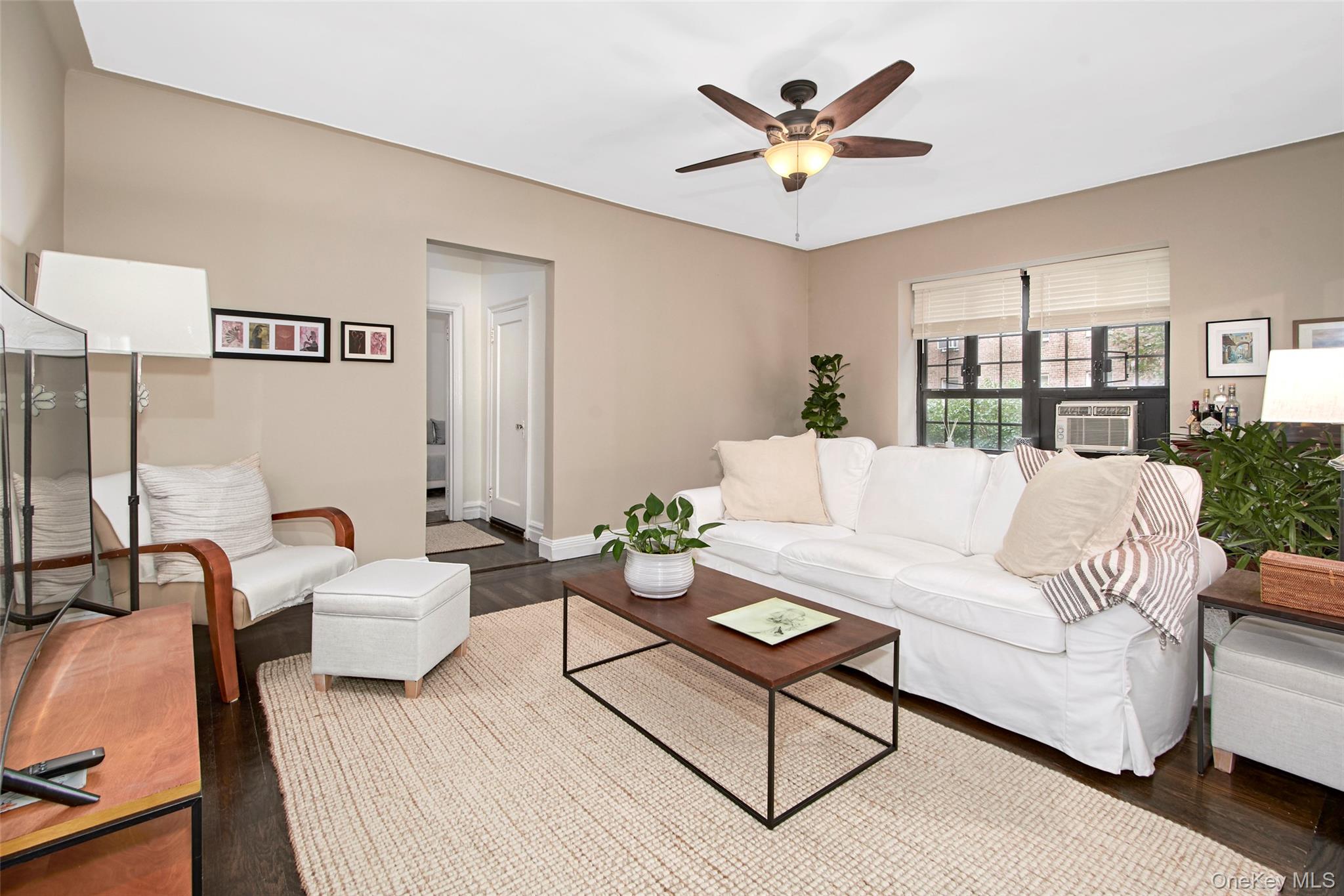 45 W Pondfield Road 1F