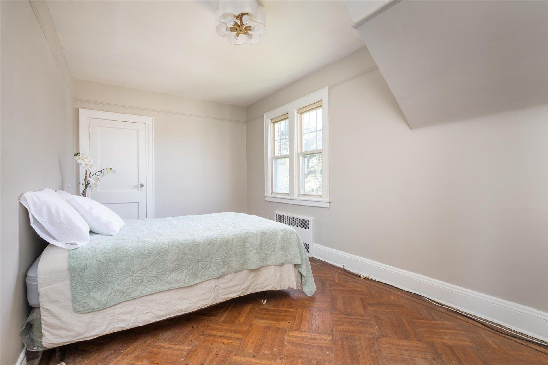 173 Pine Street, Rockville Centre, New York image 7