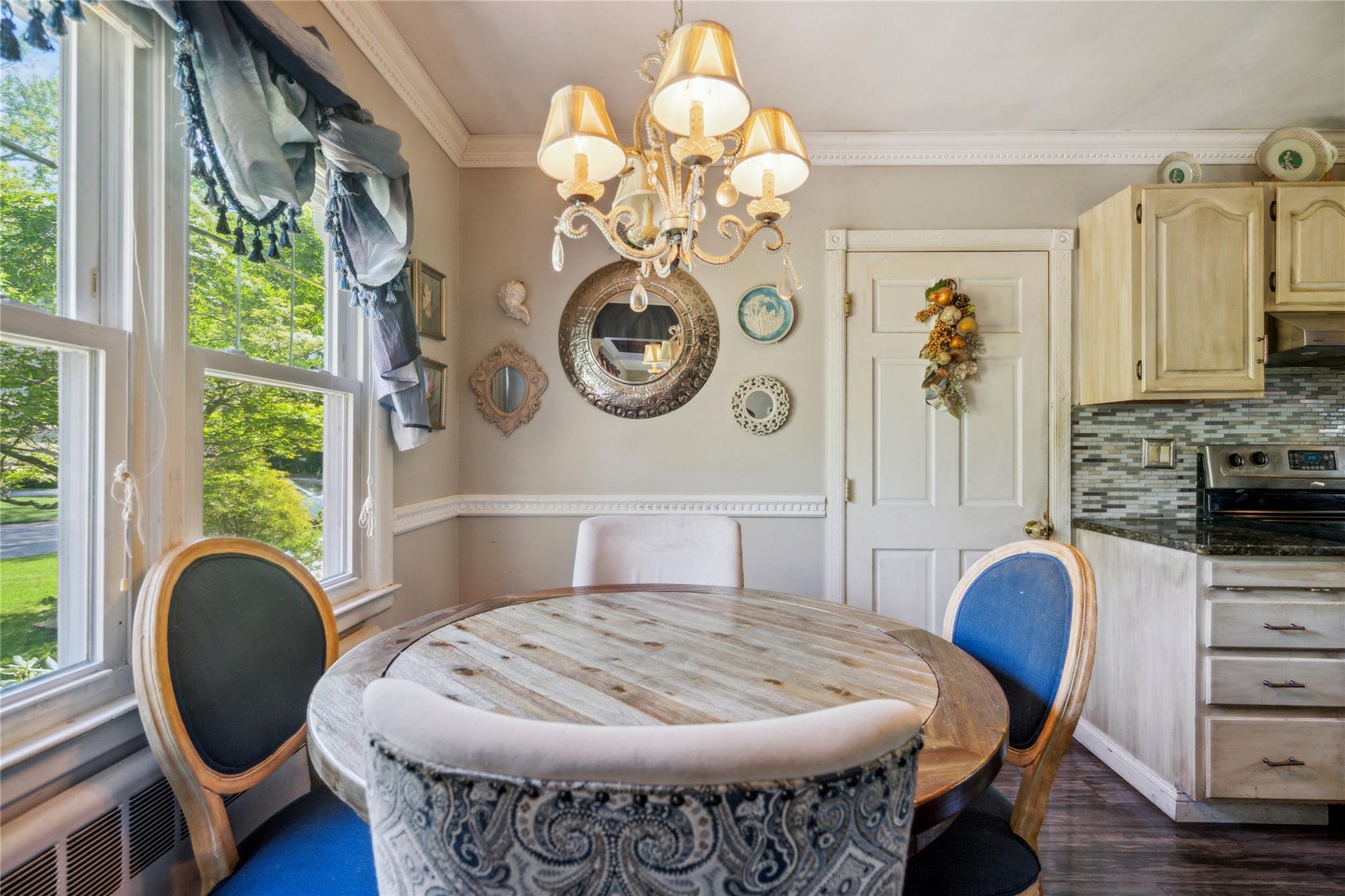 24 Pine Street, Lake Grove, New York image 13