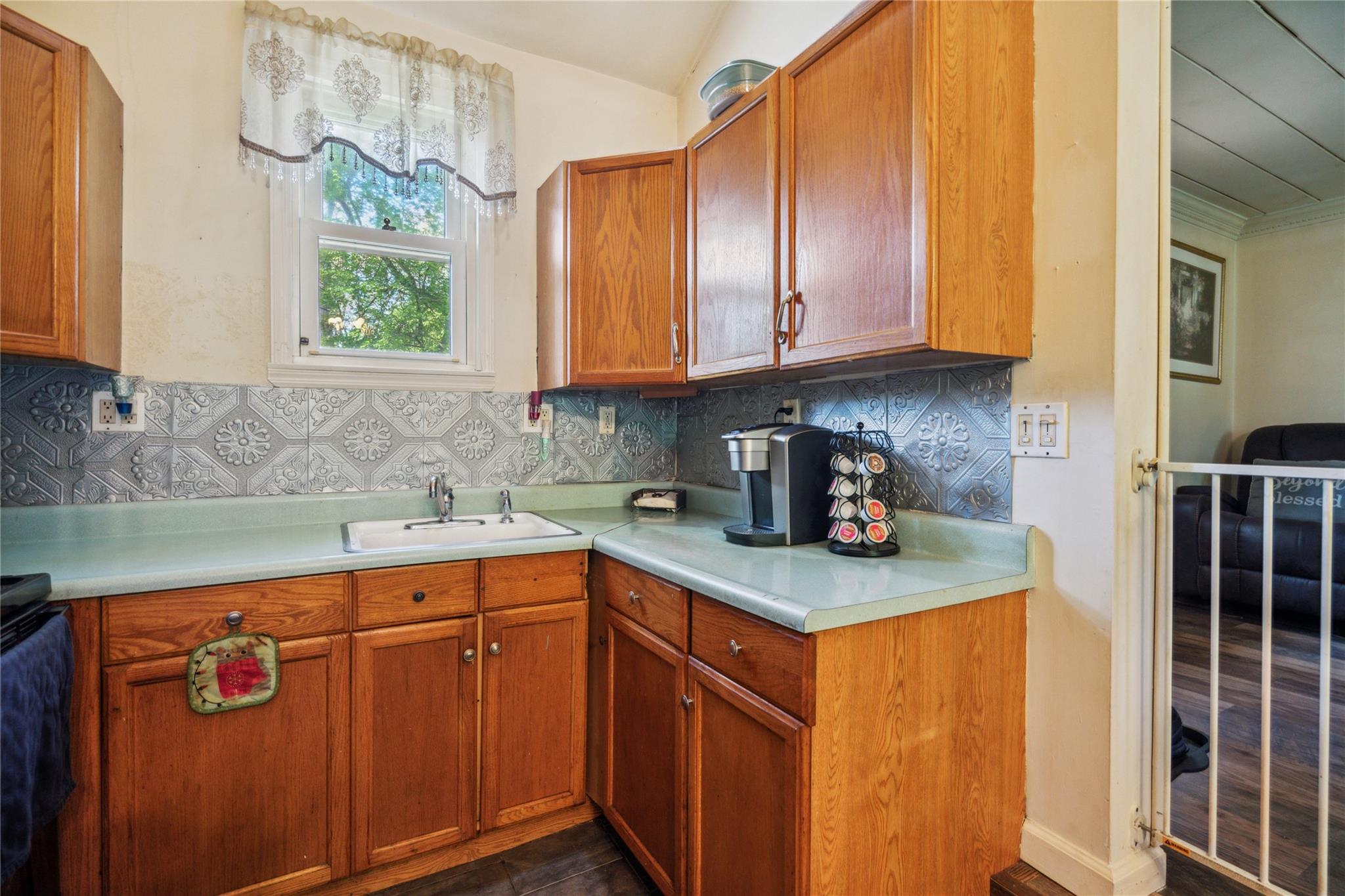 24 Pine Street, Lake Grove, New York image 24