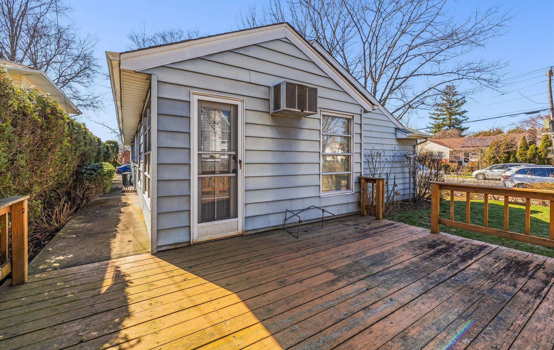265-06 80th Ave Ave, Glen Oaks, New York image 24