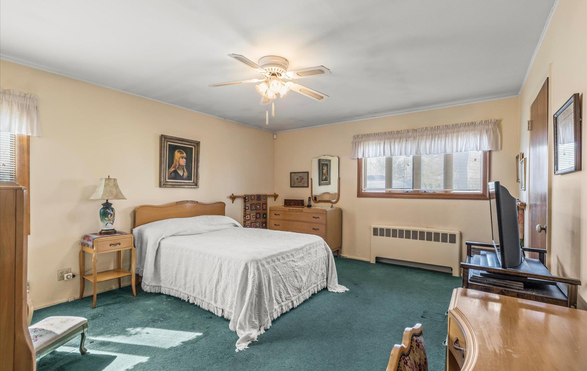 265-06 80th Ave Ave, Glen Oaks, New York image 18
