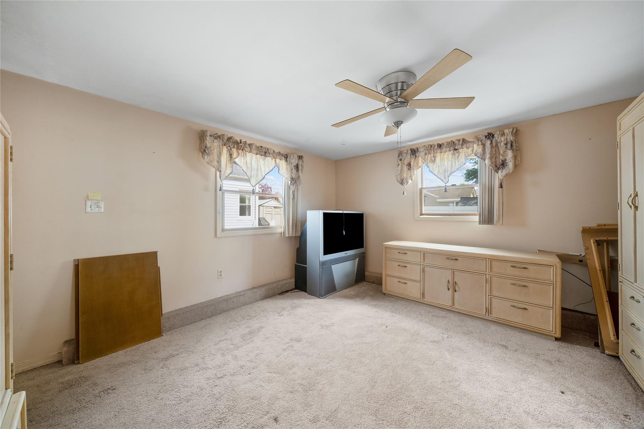 96 Pardee Avenue, Islip, New York image 19