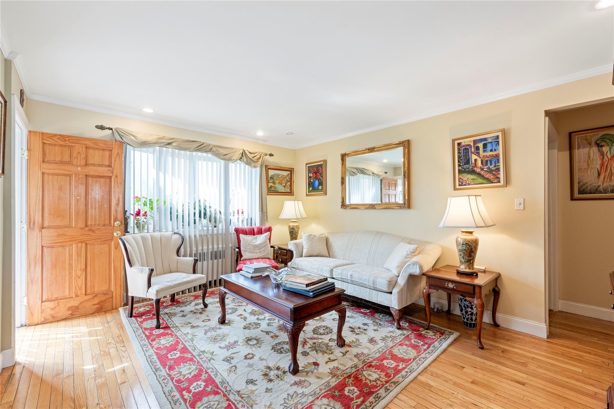 487 Emerson Place, Valley Stream, New York image 7