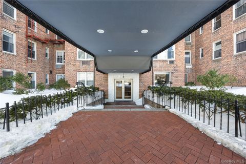 6200 Riverdale 7J Bronx NY 10471