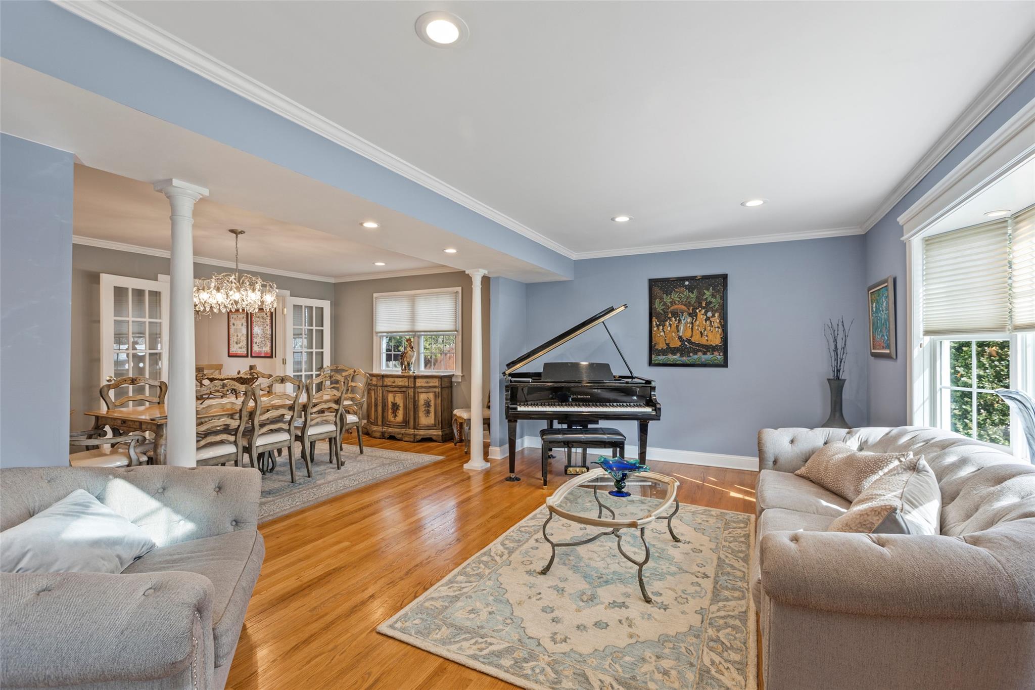 16 Calico Tree Road, Hauppauge, New York image 5