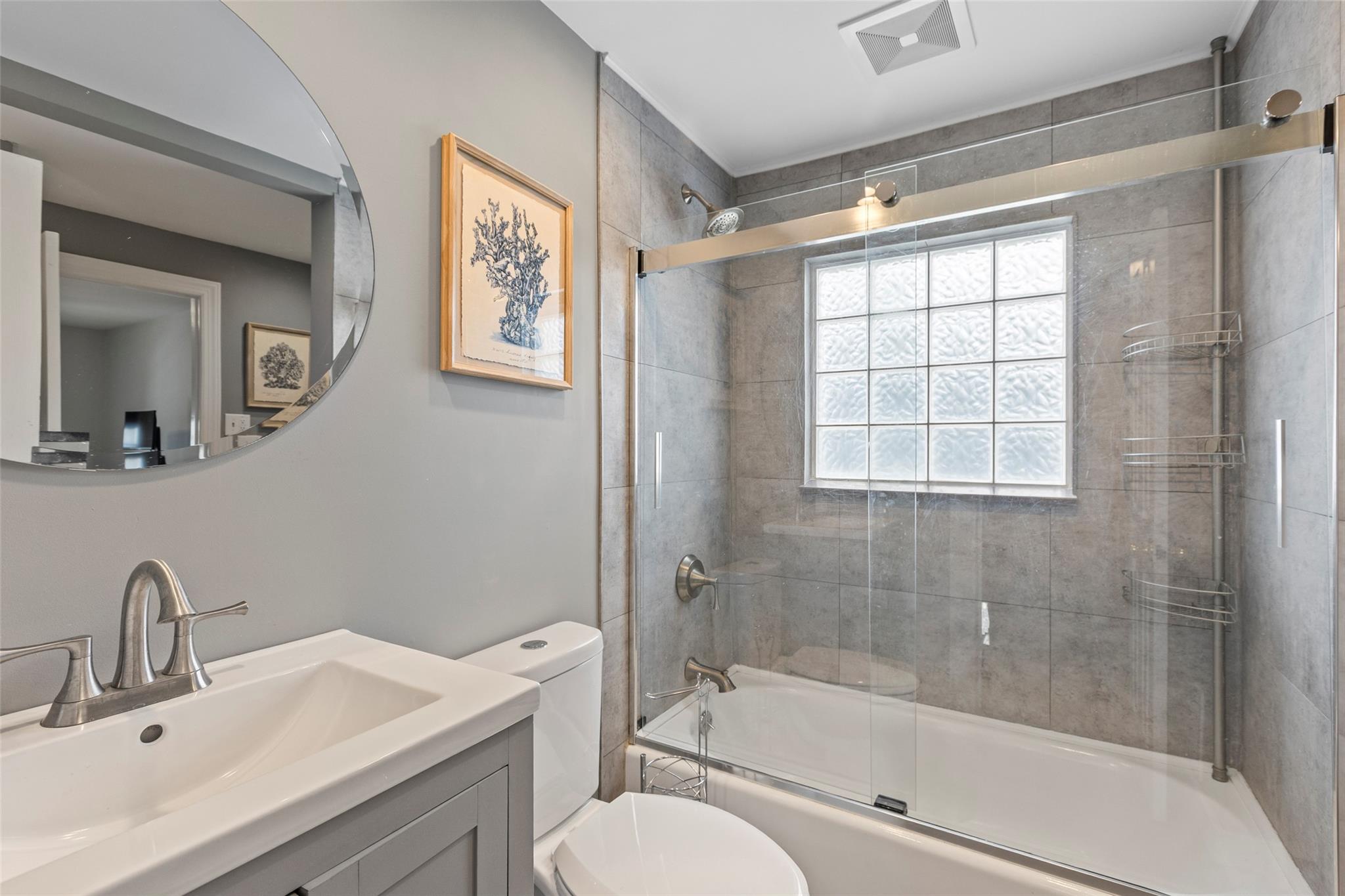 16 Calico Tree Road, Hauppauge, New York image 30