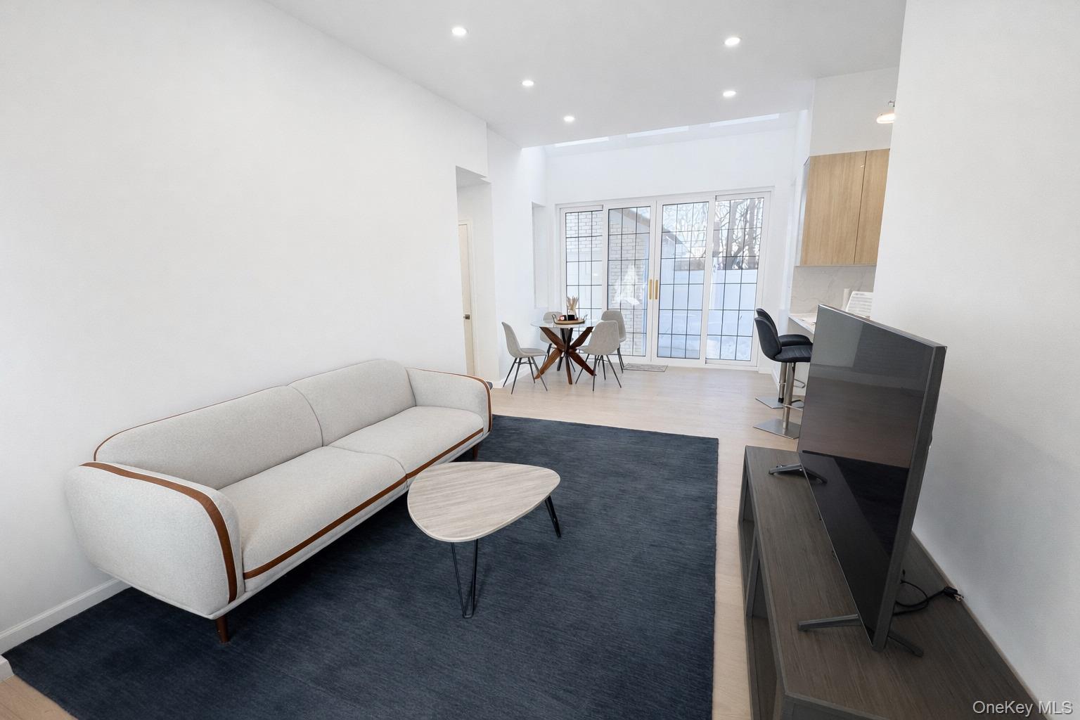 150-25 Hawtree Street