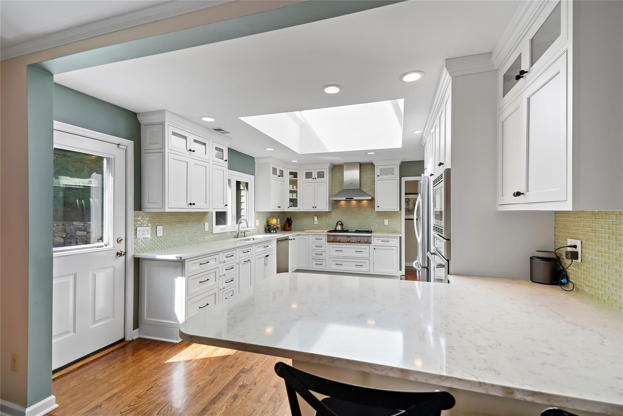 33 W Orchard Road, Chappaqua, New York image 4