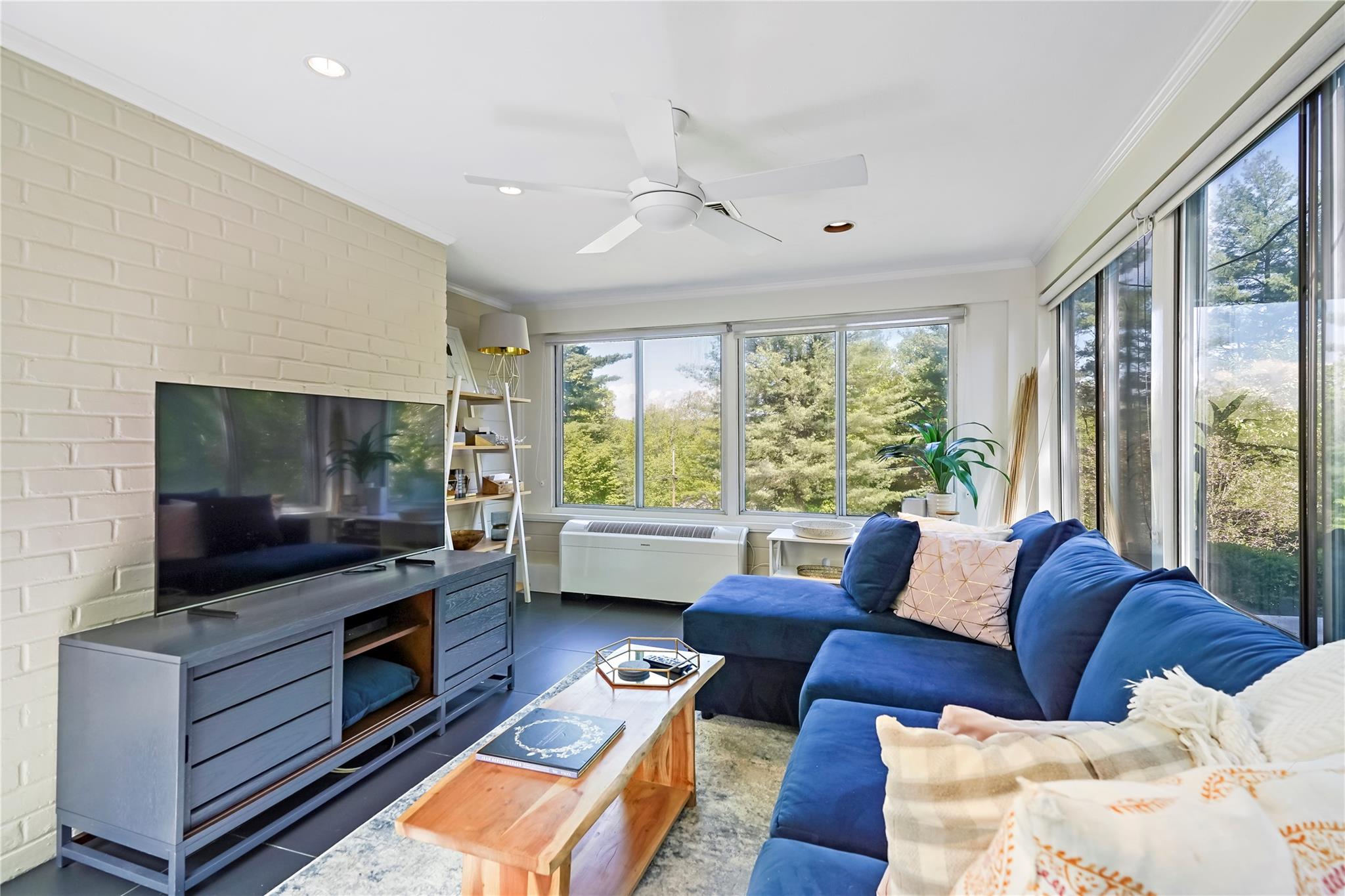 33 W Orchard Road, Chappaqua, New York image 8