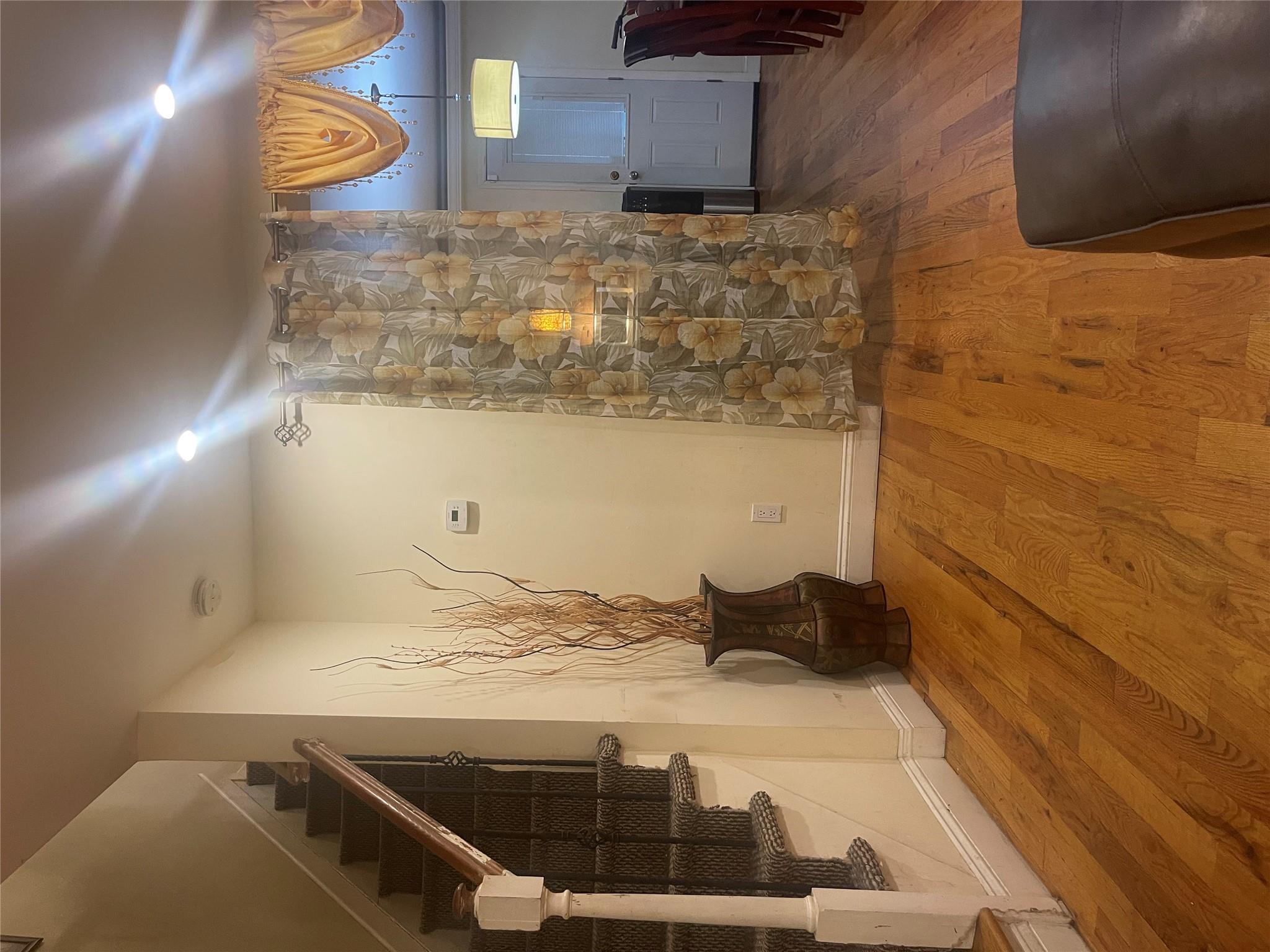 1255 E 223rd Street, Bronx, New York image 3