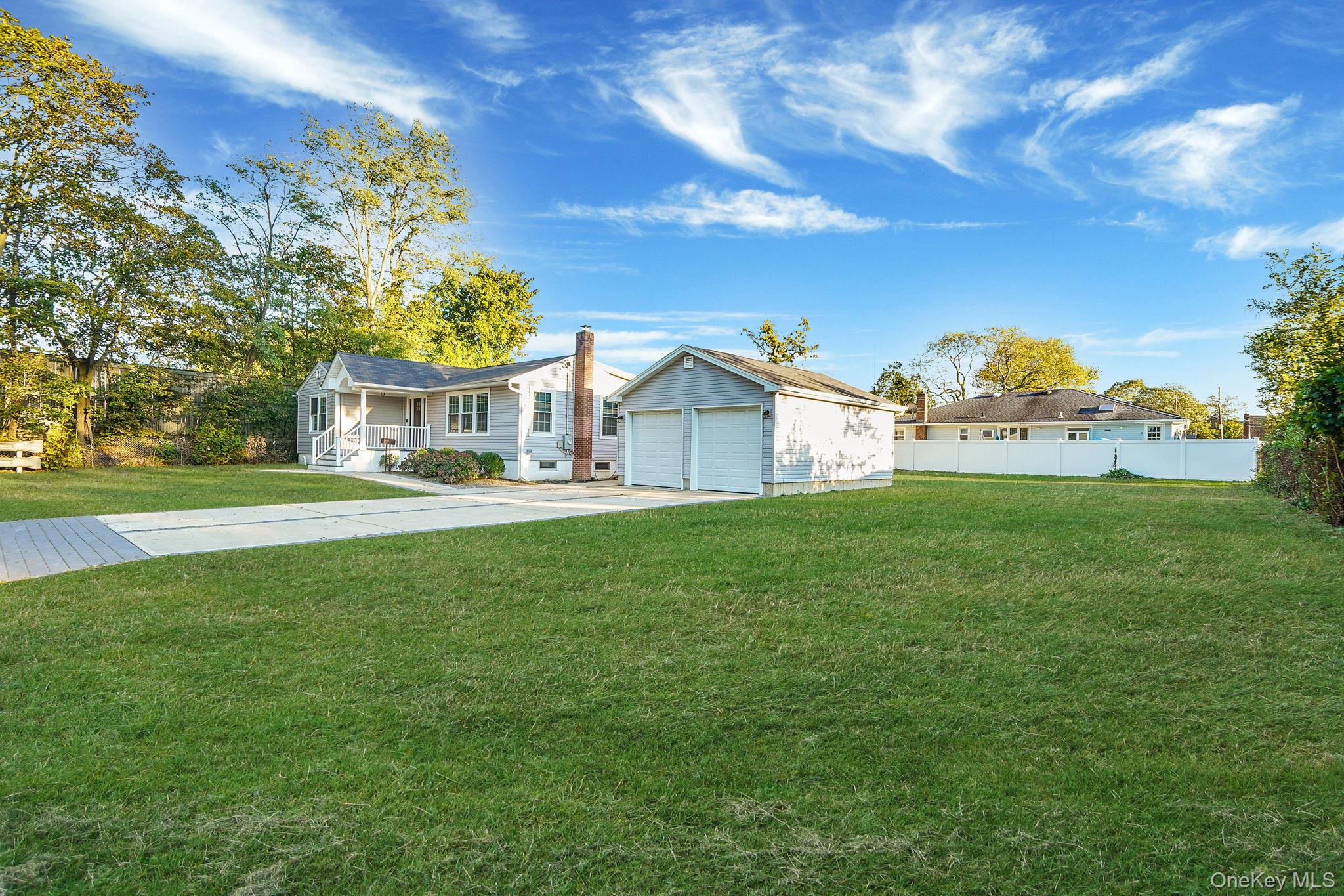 20 Pell Avenue