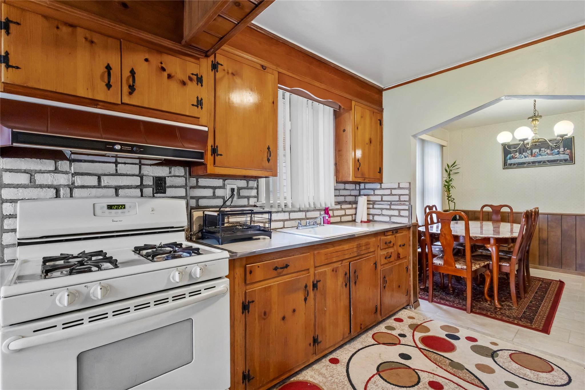 964 Cherry Lane, Floral Park, New York image 11