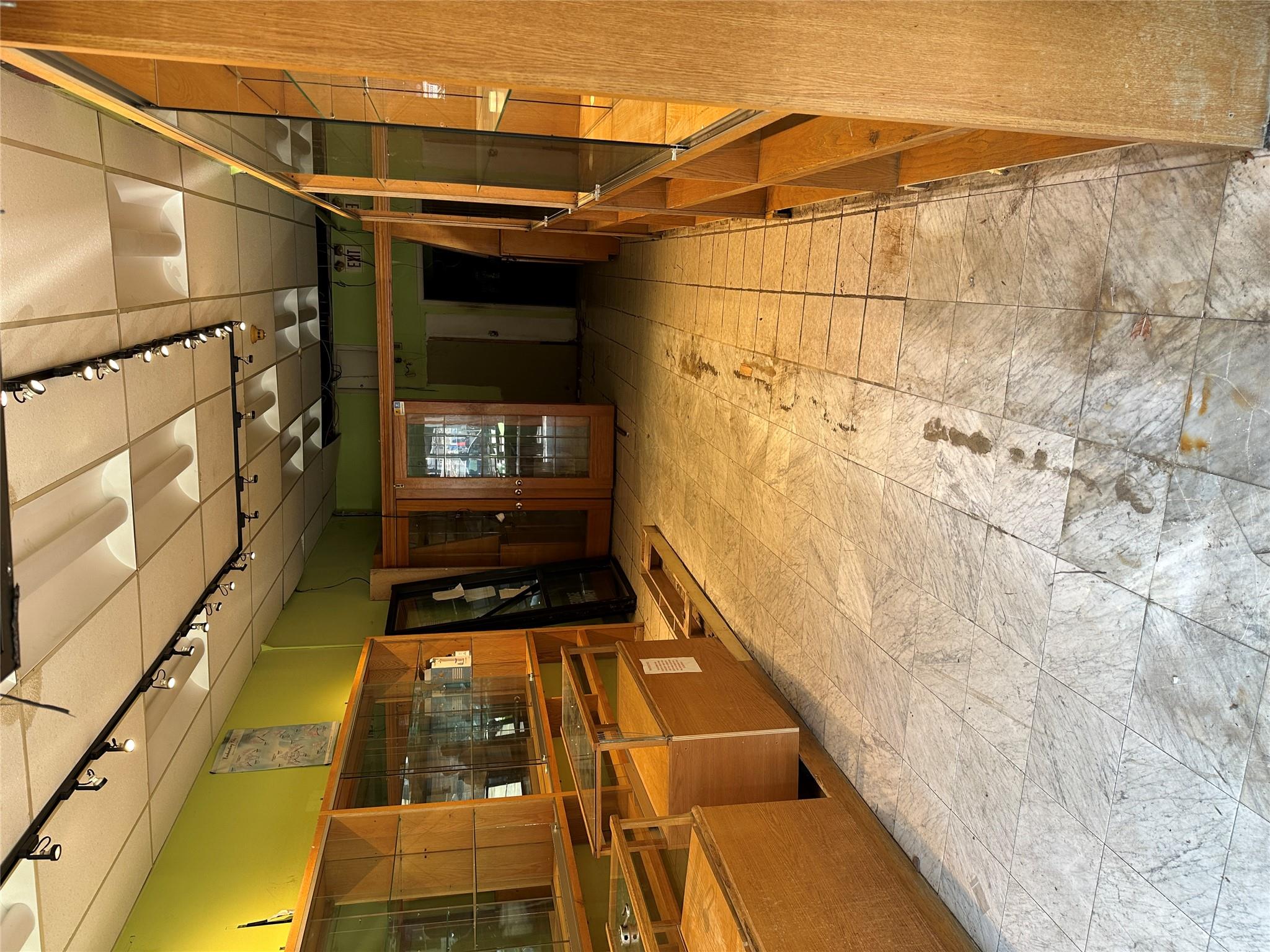 67 Gramatan Avenue