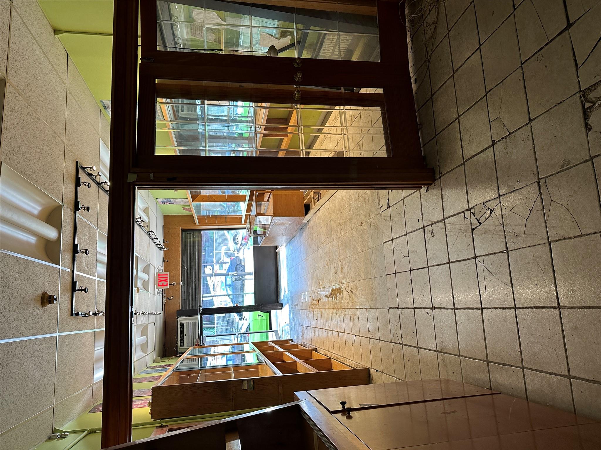 67 Gramatan Avenue