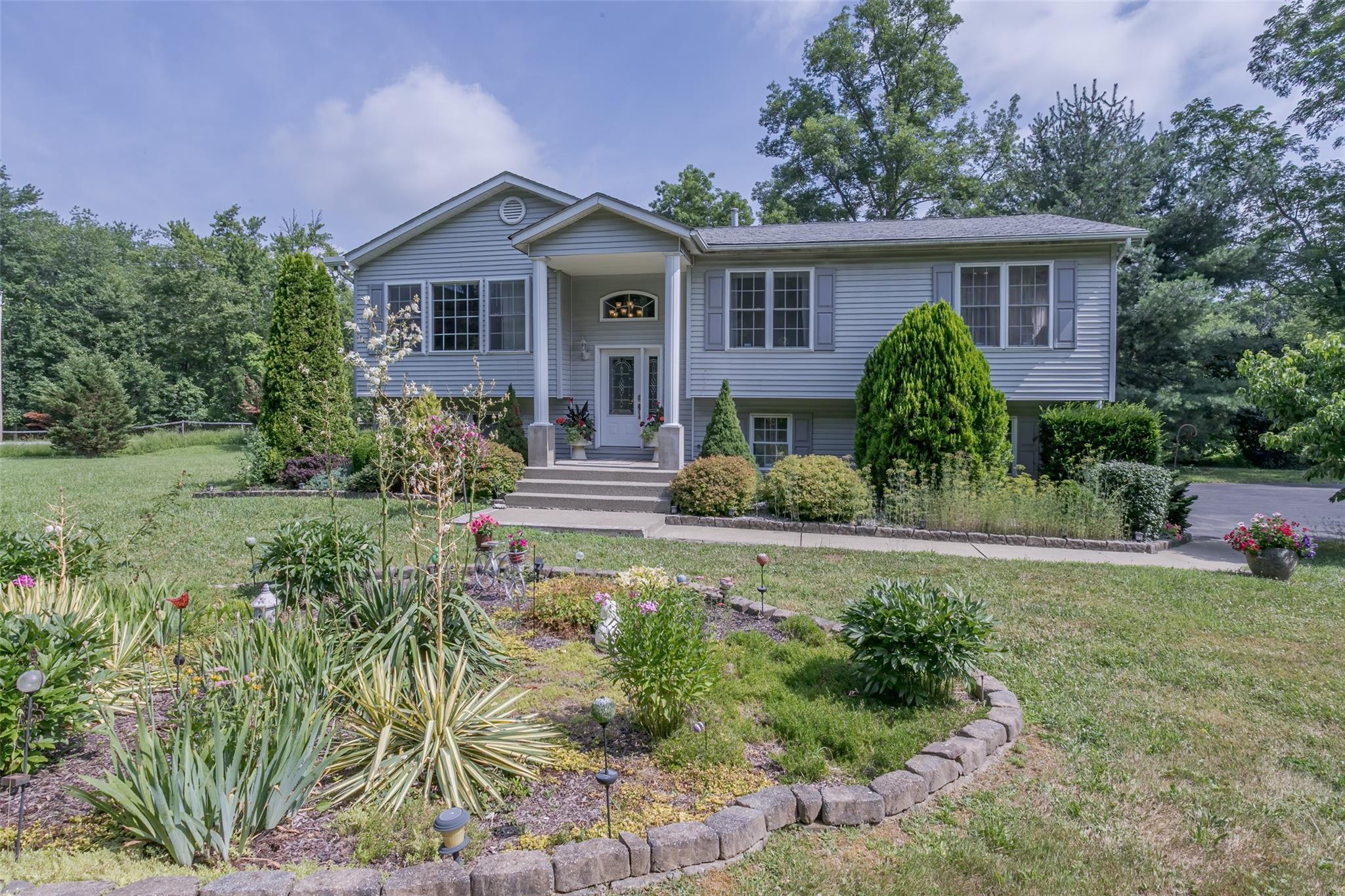 300 Mountain Lodge Road