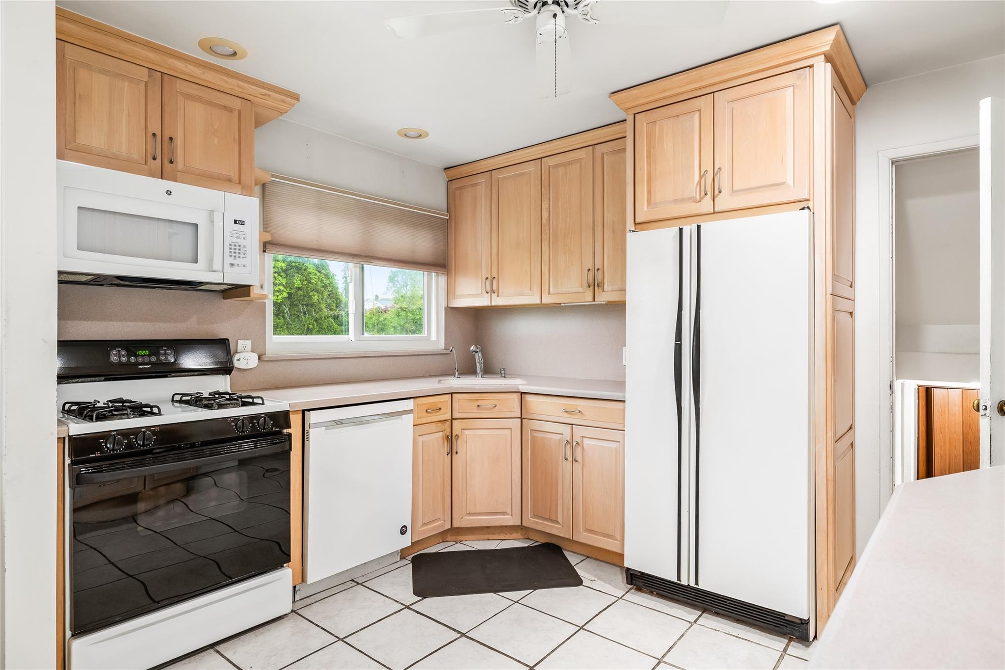 4031 Daleview Avenue, Seaford, New York image 11