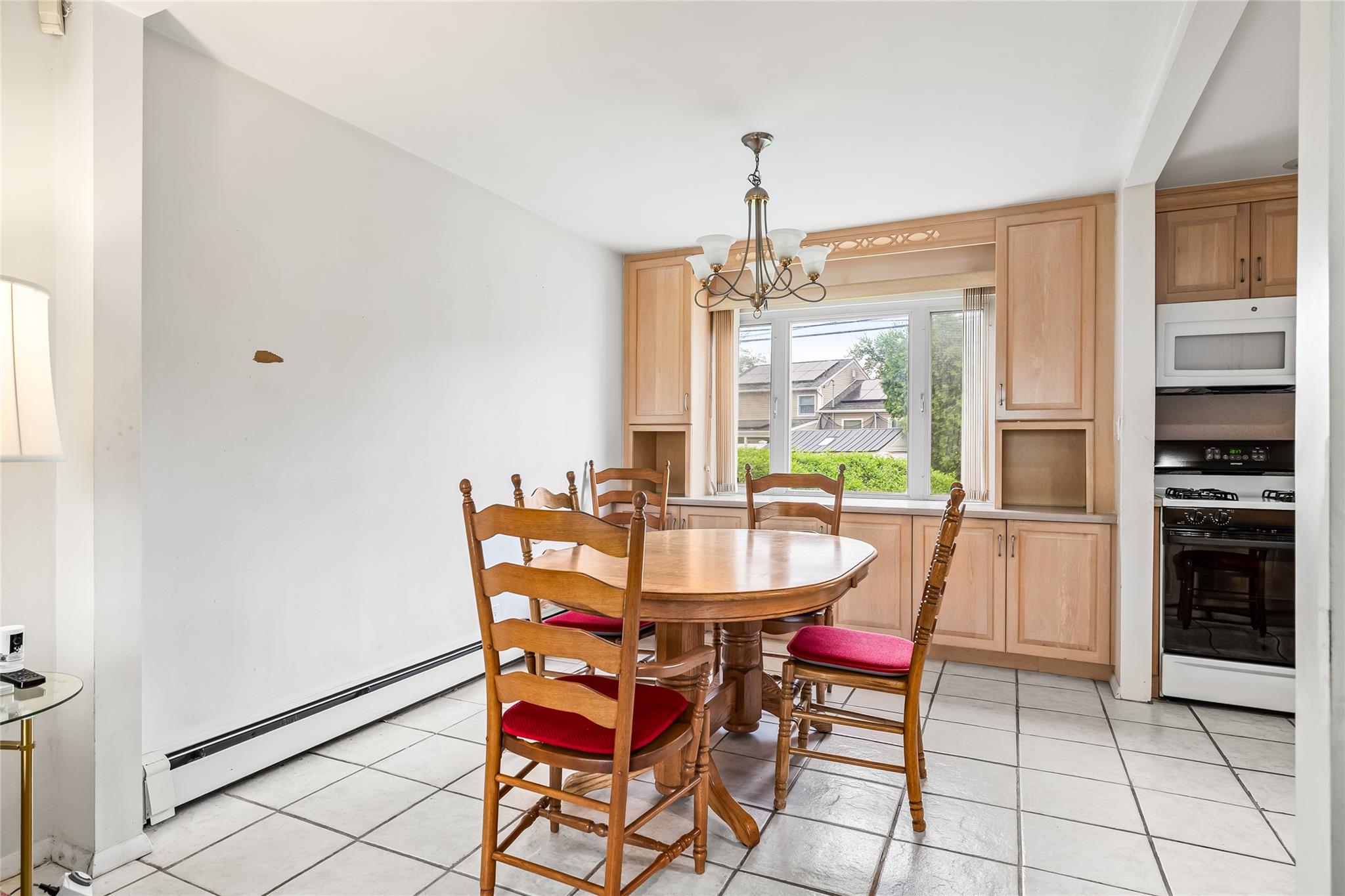 4031 Daleview Avenue, Seaford, New York image 9