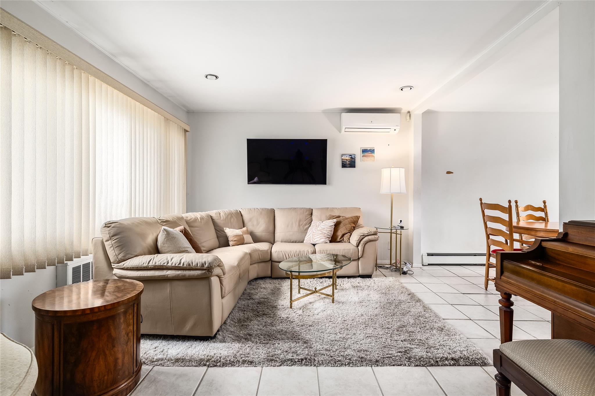 4031 Daleview Avenue, Seaford, New York image 5