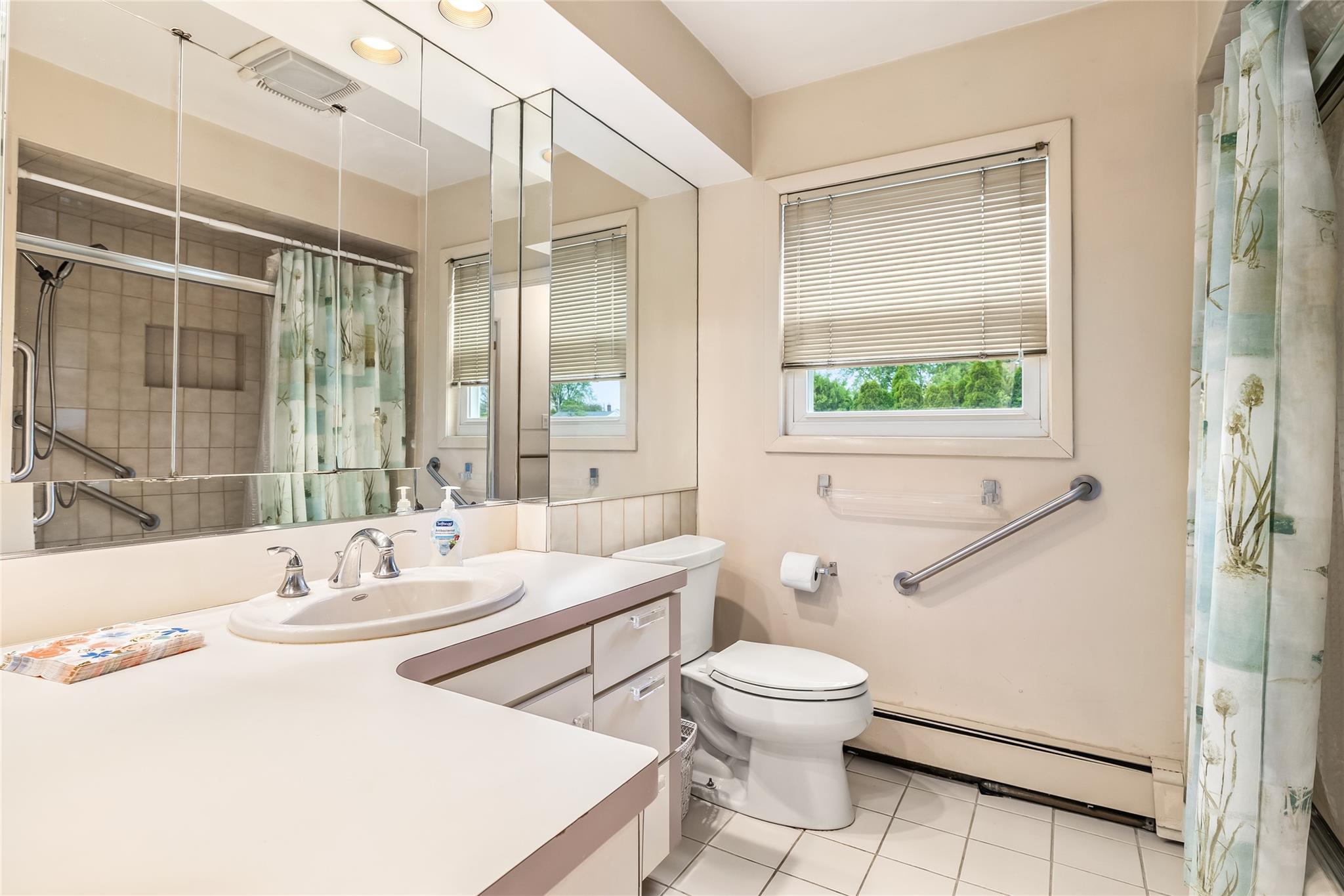 4031 Daleview Avenue, Seaford, New York image 17