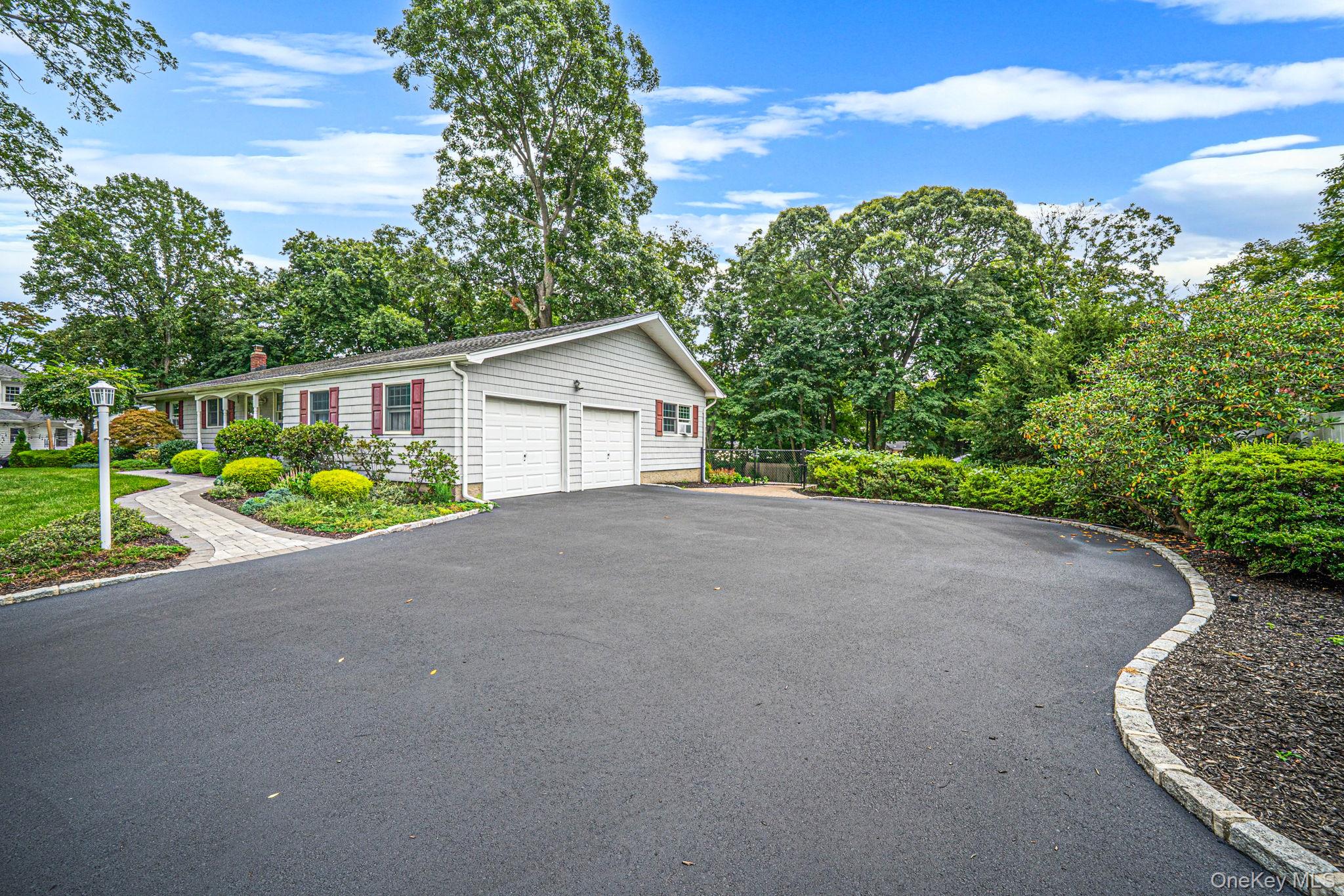 24 Spruce Street - Photo 4