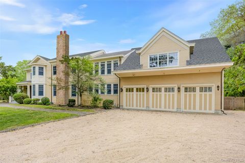 52 Brushy Neck Ln Westhampton NY 11977