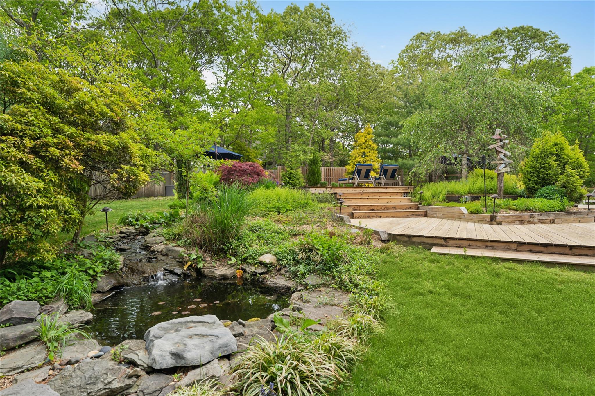 16 Wood View Way, Hampton Bays, New York image 3