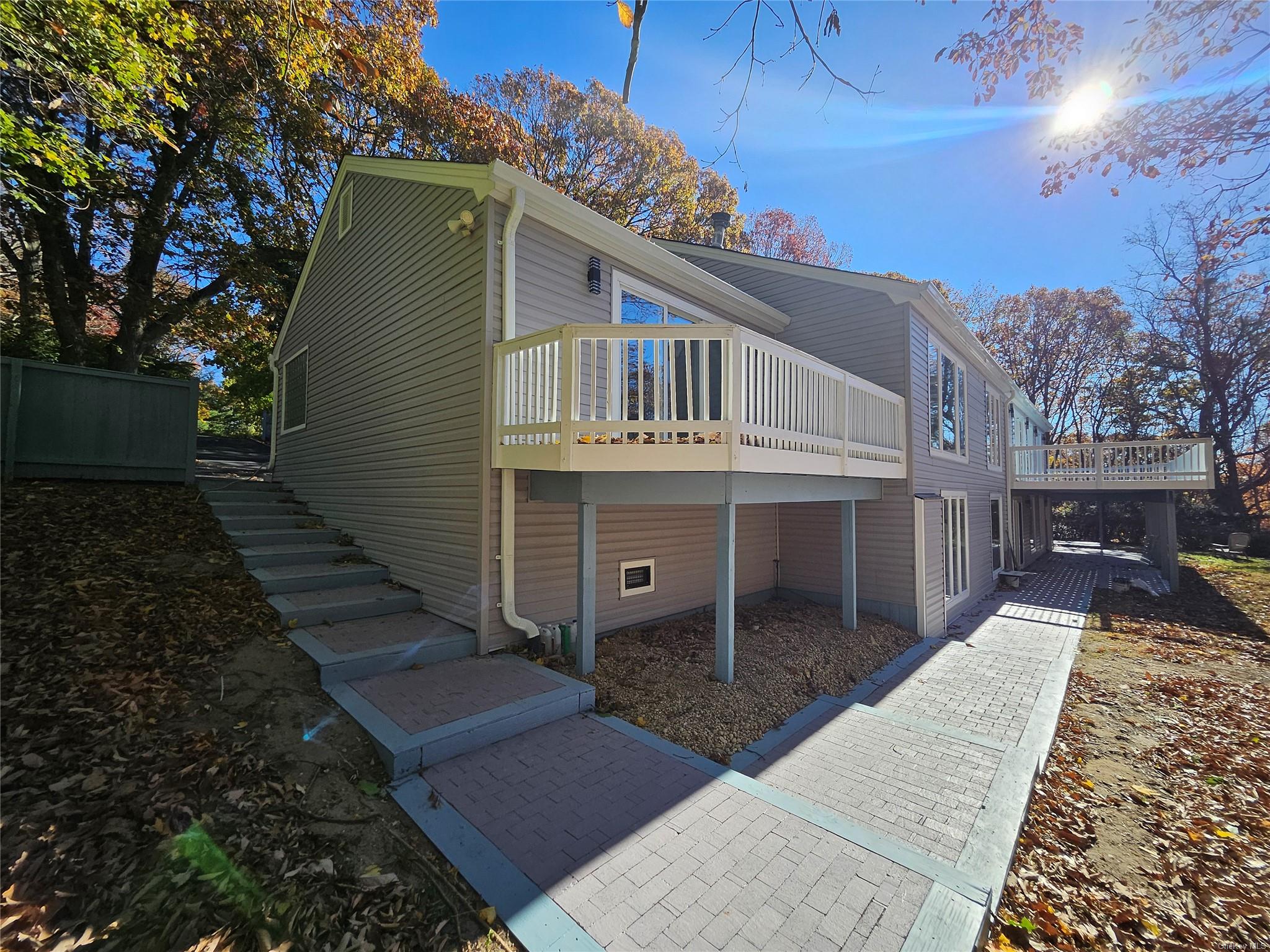 21 Lodge Lane, Port Jefferson, New York image 39