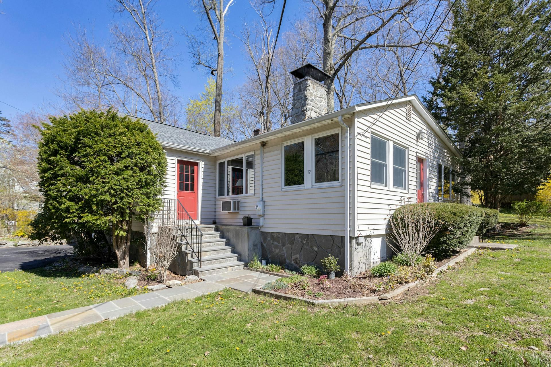 32 Dunderberg Road, Putnam Valley, New York image 1