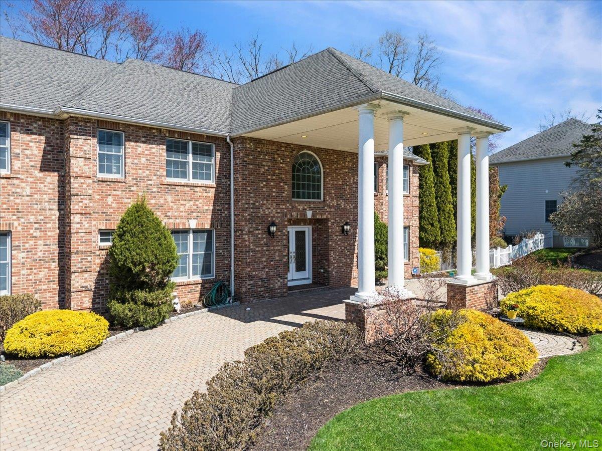 33 King Arthur Court
