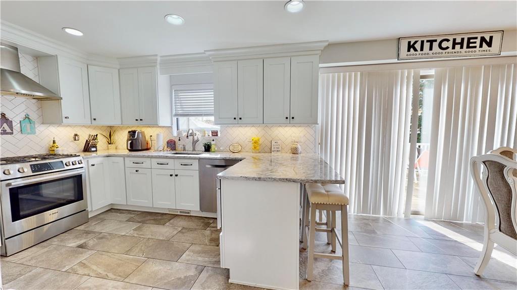 102 Elon Court, New City, New York image 7