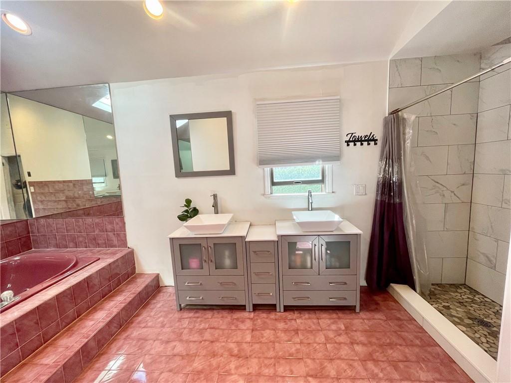 102 Elon Court, New City, New York image 21