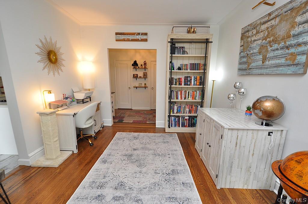 Scarsdale, New York 10583, United States, 1 Bedroom Bedrooms, ,1 BathroomBathrooms,Residential,Active,228711