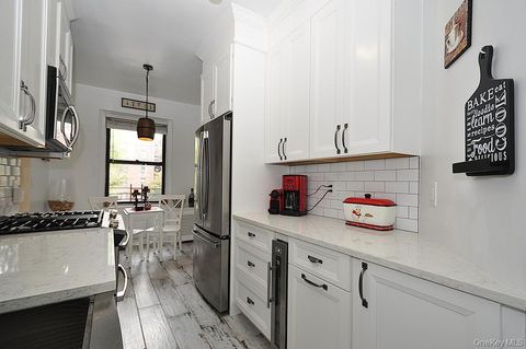 143 Garth Road 3L Scarsdale NY 10583