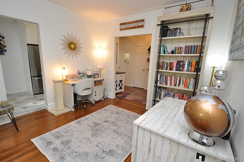 Scarsdale, New York 10583, United States, 1 Bedroom Bedrooms, ,1 BathroomBathrooms,Residential,Active,228711