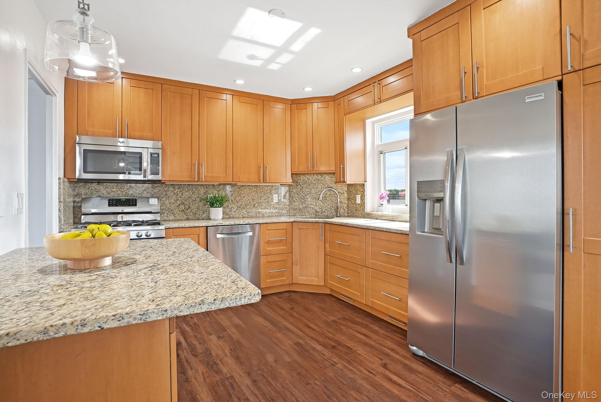 300 Martine Avenue 9K