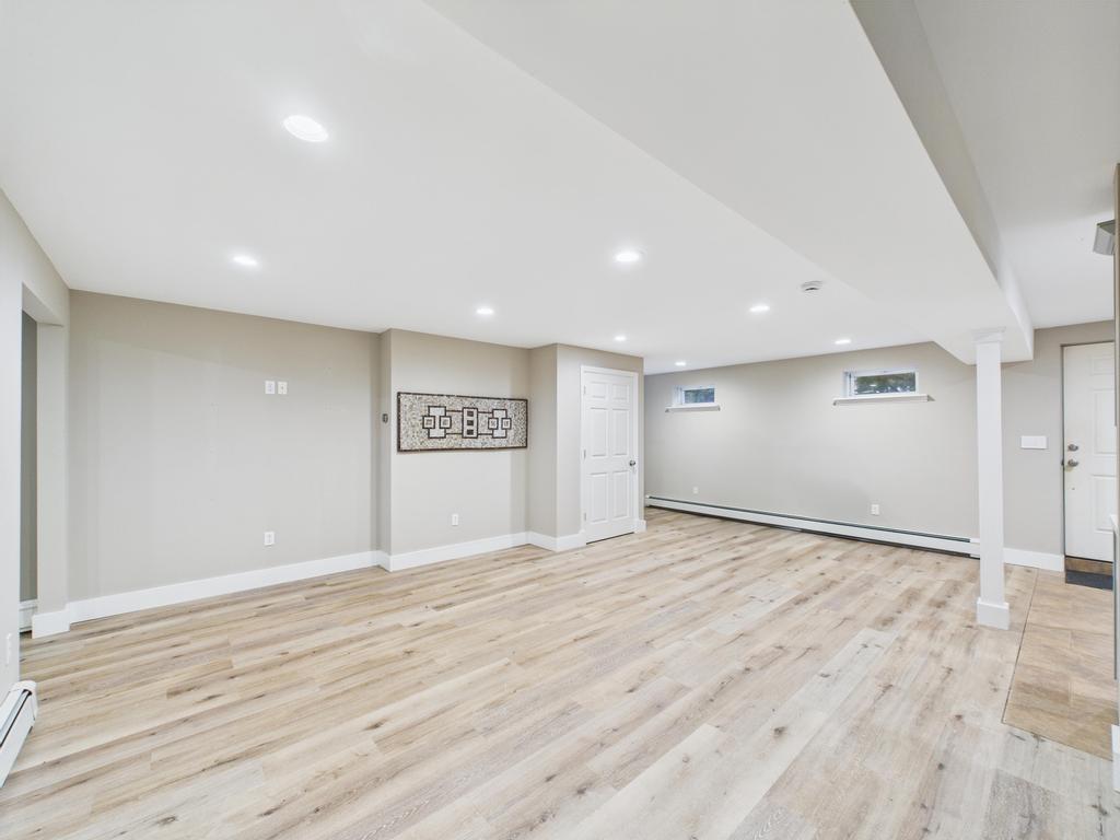 87 Lambert Avenue, Mastic, New York image 28