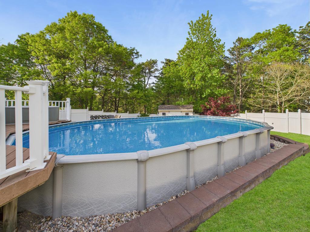 87 Lambert Avenue, Mastic, New York image 41