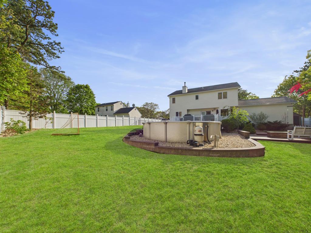 87 Lambert Avenue, Mastic, New York image 36