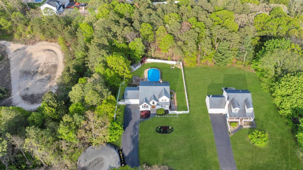 87 Lambert Avenue, Mastic, New York image 2
