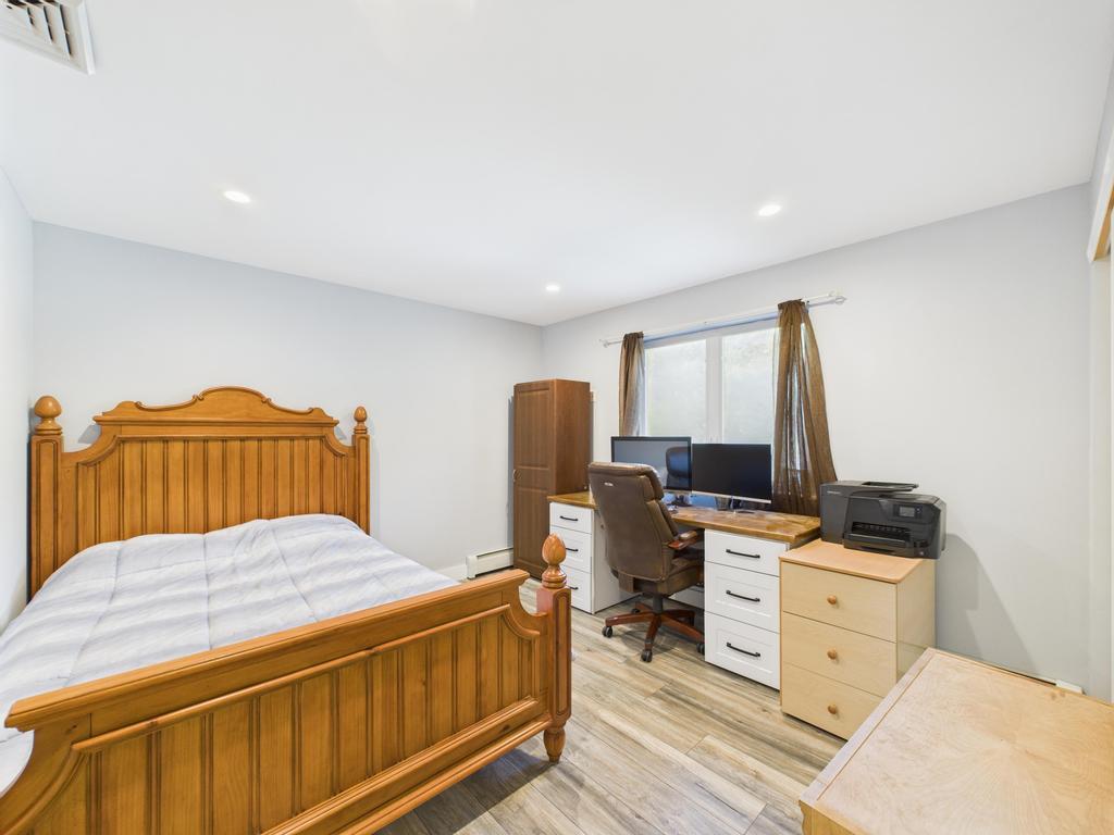 87 Lambert Avenue, Mastic, New York image 14