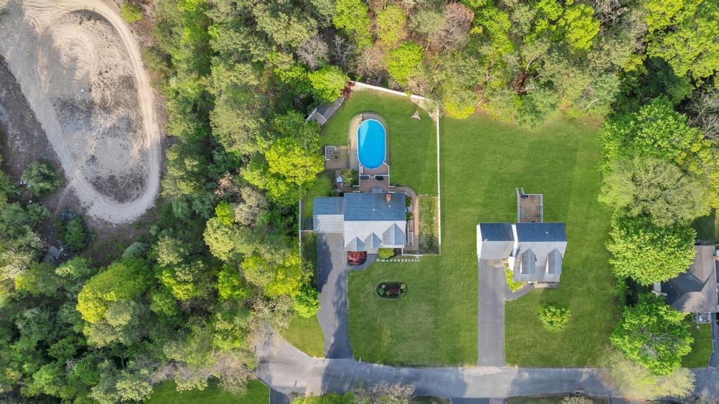 87 Lambert Avenue, Mastic, New York image 44