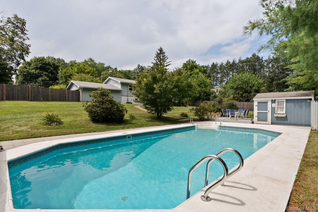 Photo of 212 State Route 9H, Hudson, NY 12534 (MLS # 1047563)